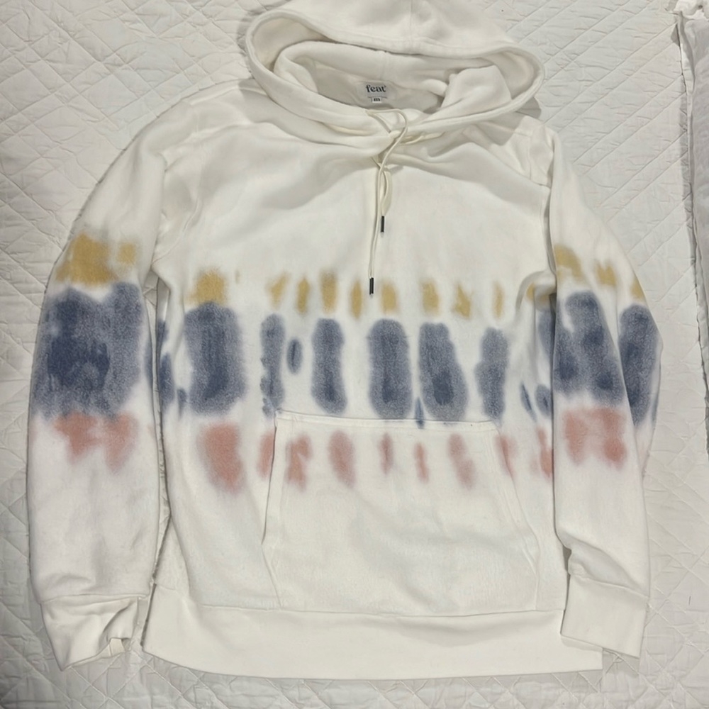 Like New! Feat unisex blanket blend hoodie, tie dye - sz M